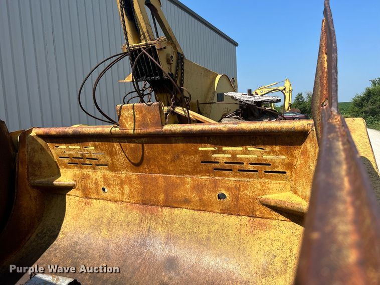 image for item DQ0837 Caterpillar 435  scraper