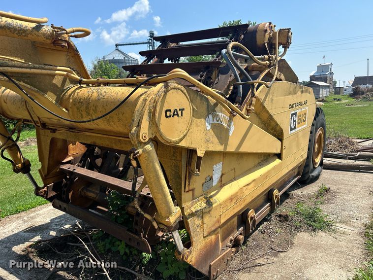 image for item DQ0838 1973 Caterpillar 613  elevating scraper