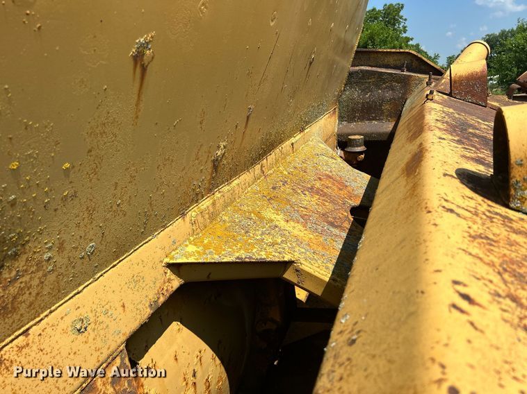 image for item DQ0838 1973 Caterpillar 613  elevating scraper