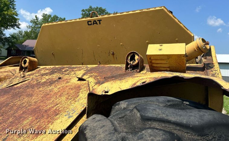 image for item DQ0838 1973 Caterpillar 613  elevating scraper