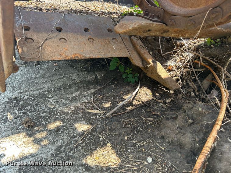 image for item DQ0838 1973 Caterpillar 613  elevating scraper