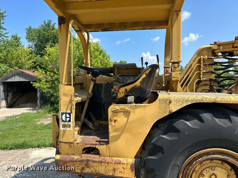 image for item DQ0838 1973 Caterpillar 613  elevating scraper