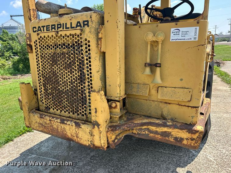 image for item DQ0838 1973 Caterpillar 613  elevating scraper