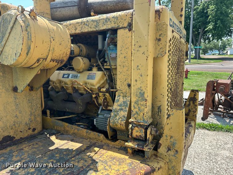 image for item DQ0838 1973 Caterpillar 613  elevating scraper