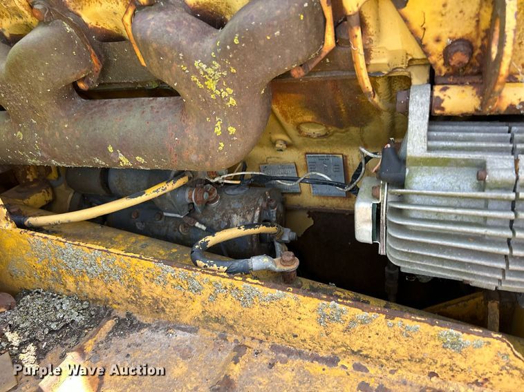 image for item DQ0838 1973 Caterpillar 613  elevating scraper
