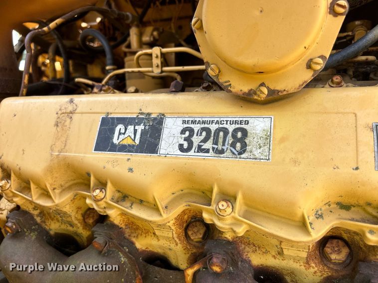 image for item DQ0838 1973 Caterpillar 613  elevating scraper