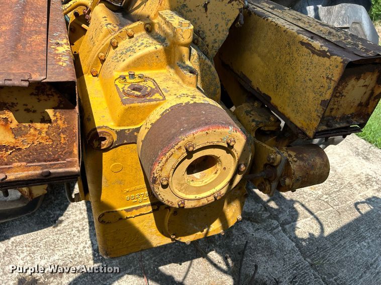 image for item DQ0838 1973 Caterpillar 613  elevating scraper