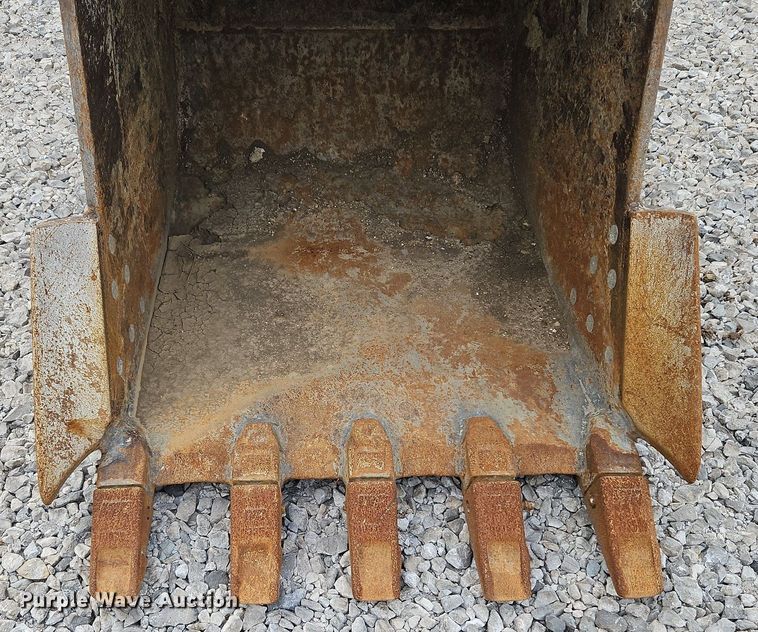 image for item DQ1790 1997 Hitachi EX200LC-5  excavator