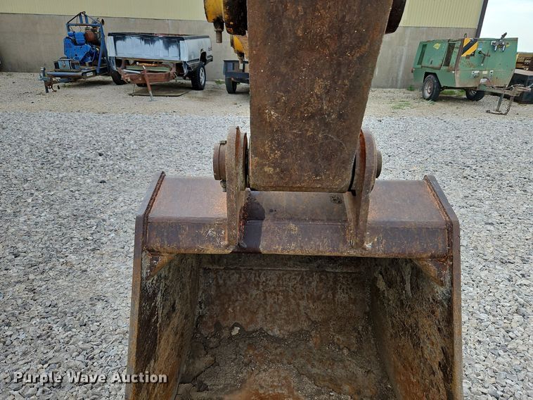 image for item DQ1790 1997 Hitachi EX200LC-5  excavator