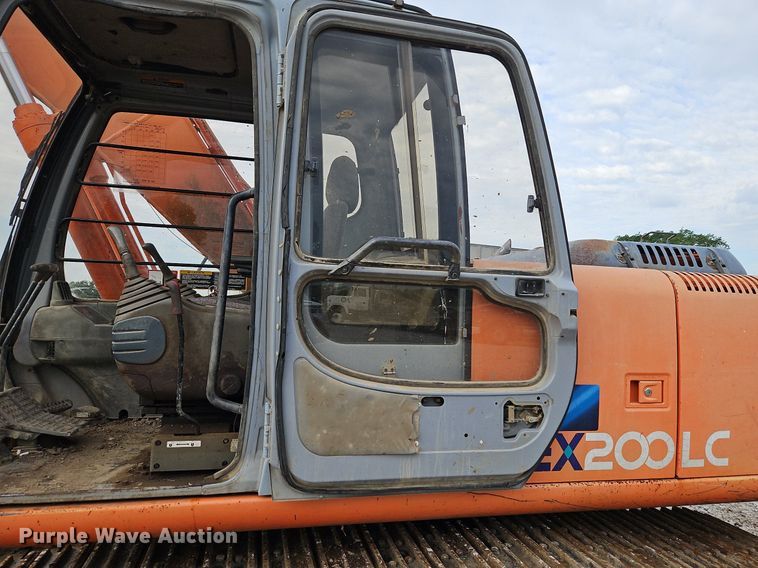 image for item DQ1790 1997 Hitachi EX200LC-5  excavator