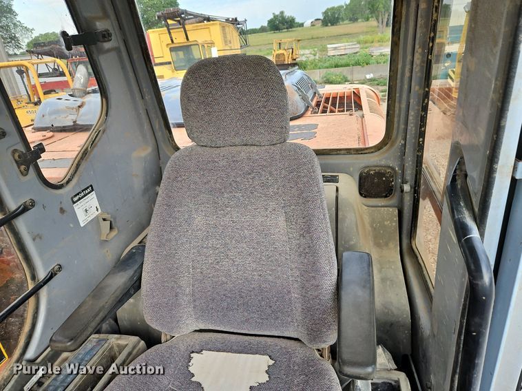image for item DQ1790 1997 Hitachi EX200LC-5  excavator