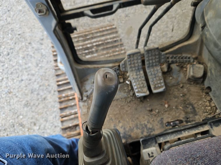 image for item DQ1790 1997 Hitachi EX200LC-5  excavator