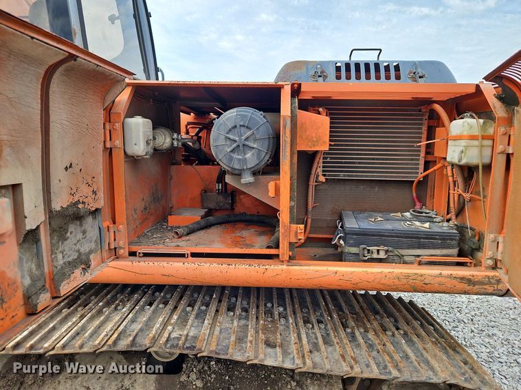 image for item DQ1790 1997 Hitachi EX200LC-5  excavator