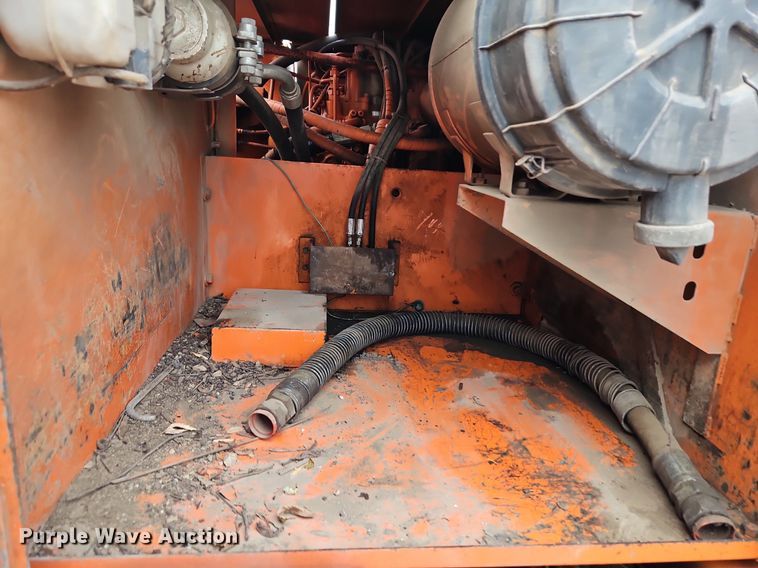 image for item DQ1790 1997 Hitachi EX200LC-5  excavator