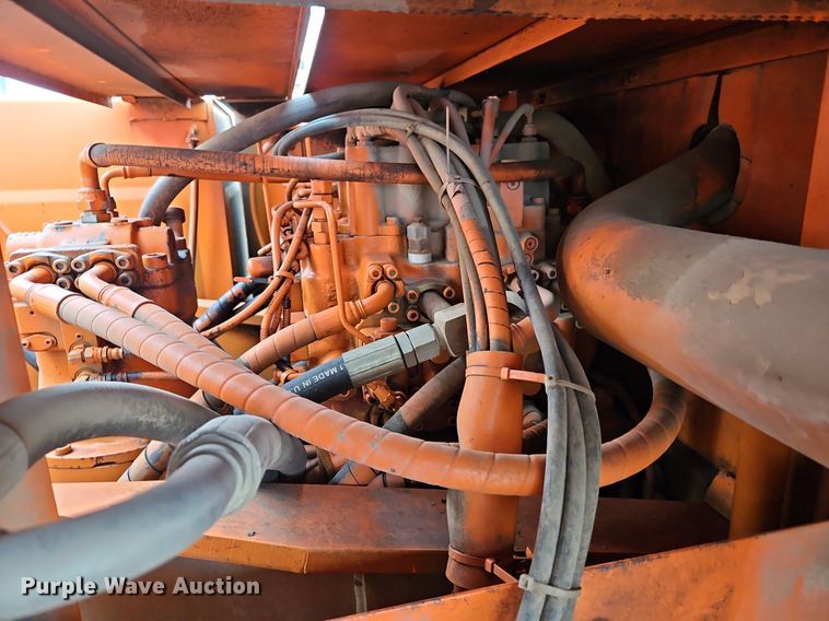 image for item DQ1790 1997 Hitachi EX200LC-5  excavator