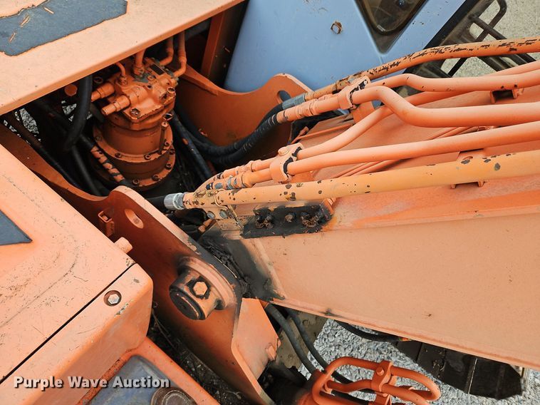 image for item DQ1790 1997 Hitachi EX200LC-5  excavator