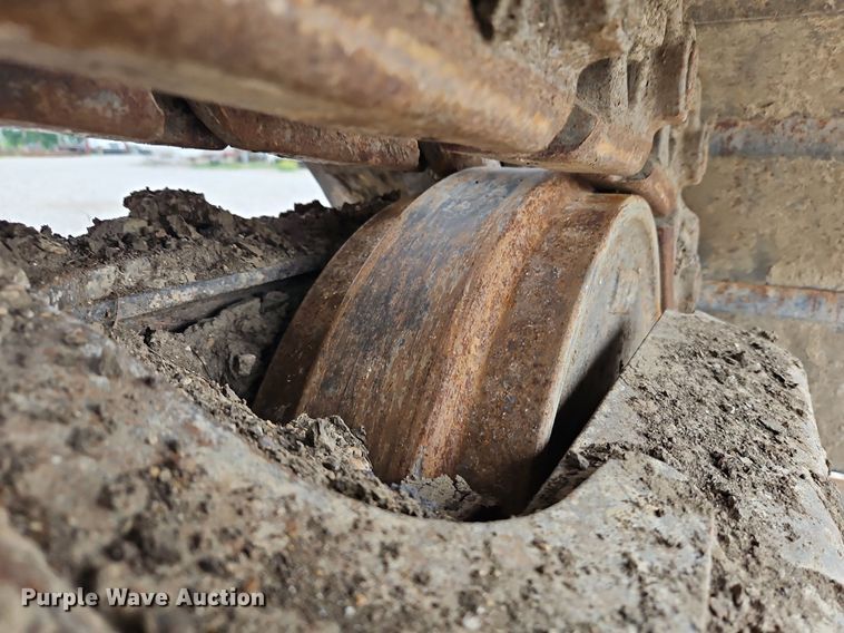 image for item DQ1790 1997 Hitachi EX200LC-5  excavator