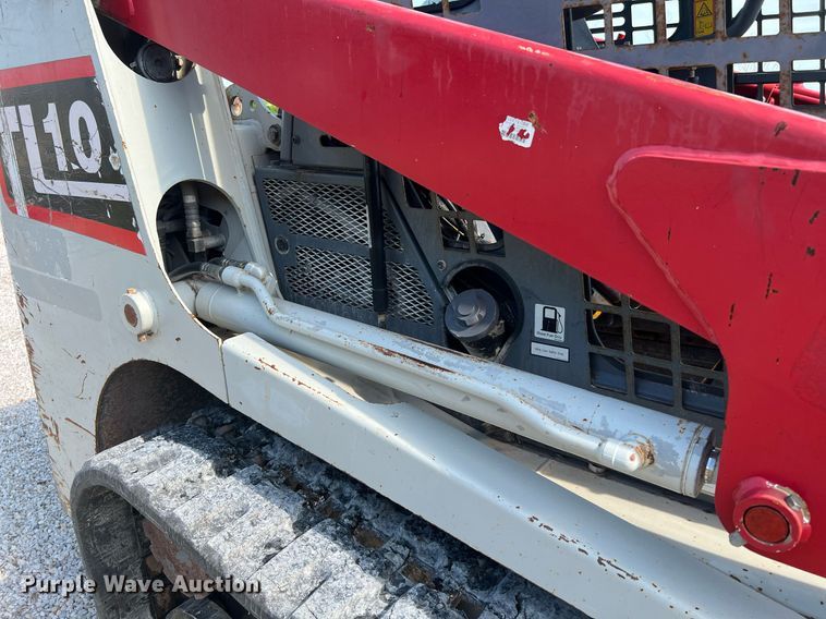 image for item DQ2114 2016 Takeuchi TL10  tracked skid steer loader