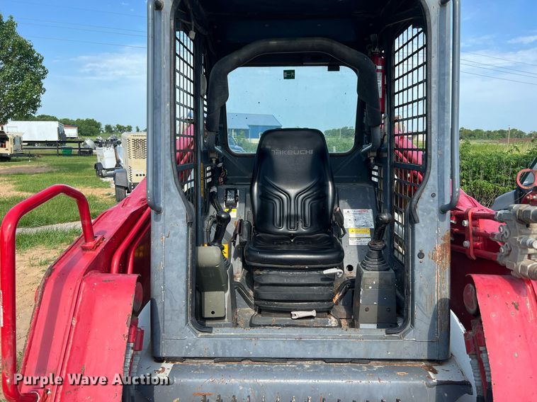 image for item DQ2114 2016 Takeuchi TL10  tracked skid steer loader