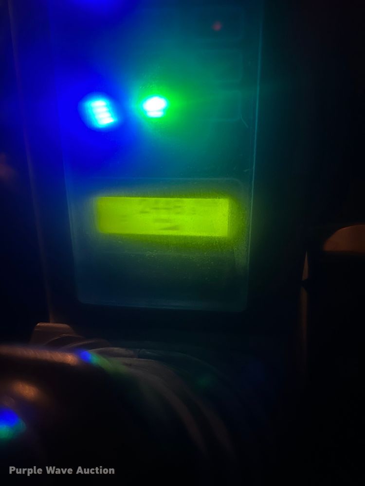 image for item DQ2114 2016 Takeuchi TL10  tracked skid steer loader