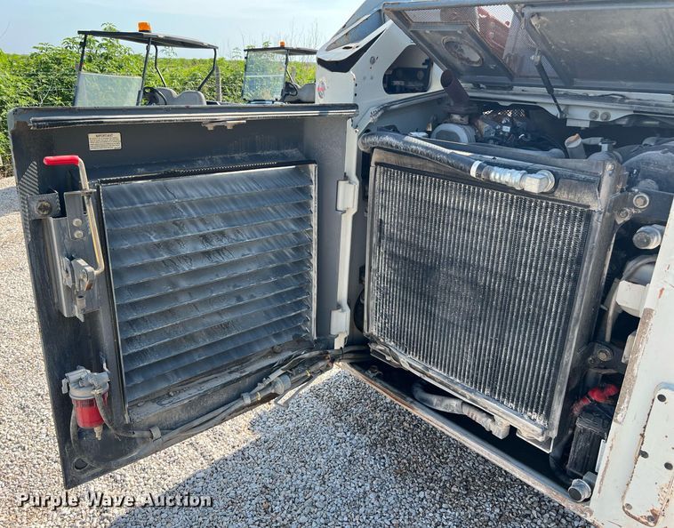 image for item DQ2114 2016 Takeuchi TL10  tracked skid steer loader