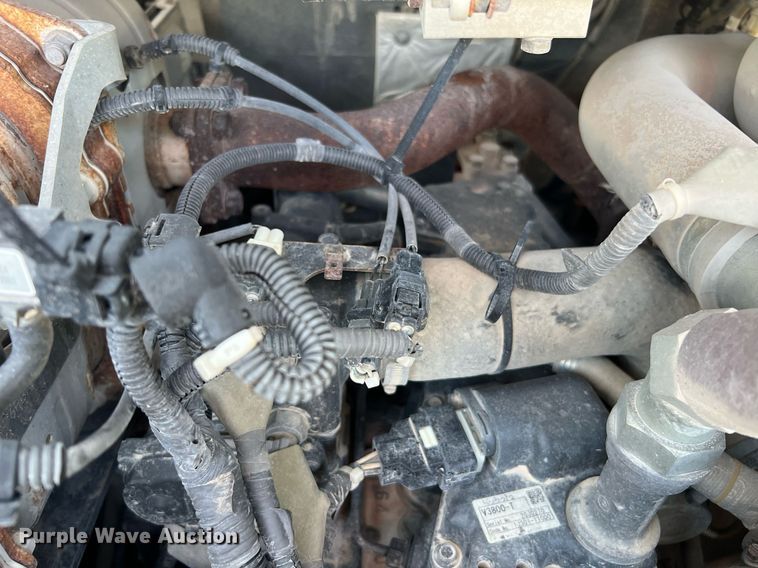 image for item DQ2114 2016 Takeuchi TL10  tracked skid steer loader