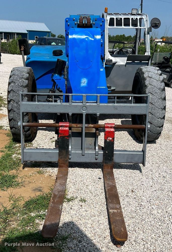 image for item DQ2115 2014 Genie GTH844  telehandler