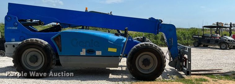 image for item DQ2115 2014 Genie GTH844  telehandler