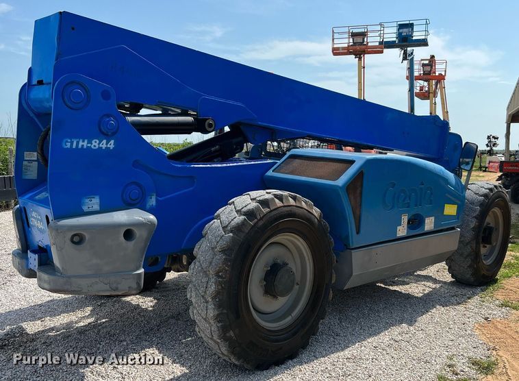 image for item DQ2115 2014 Genie GTH844  telehandler