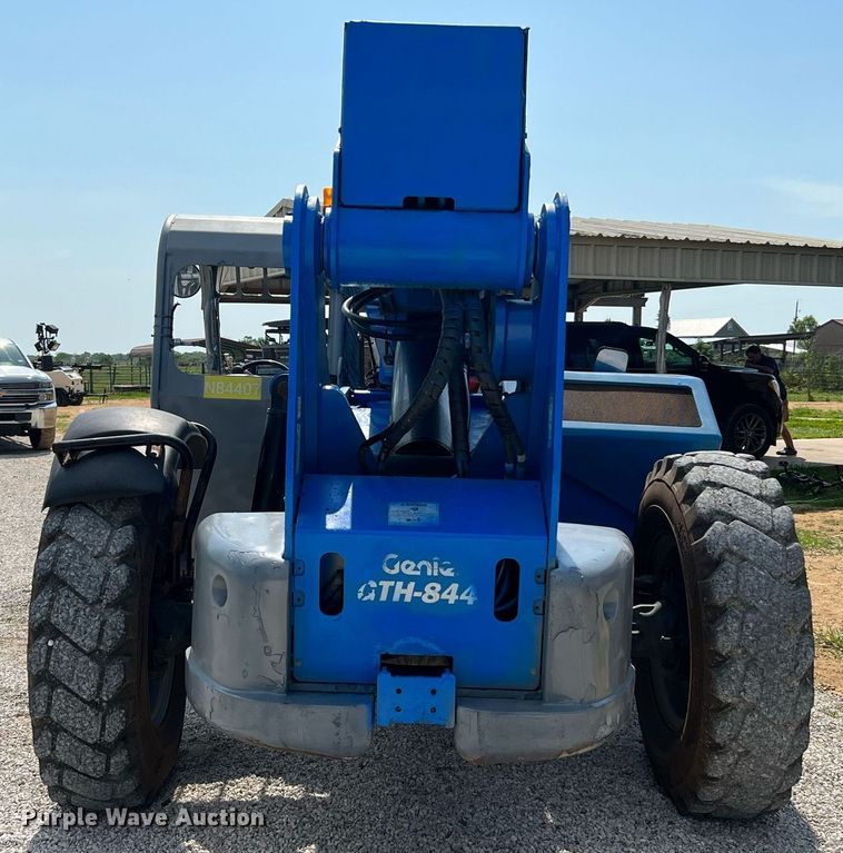 image for item DQ2115 2014 Genie GTH844  telehandler