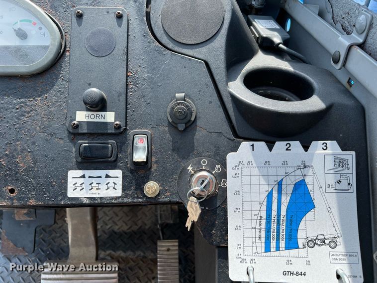 image for item DQ2115 2014 Genie GTH844  telehandler