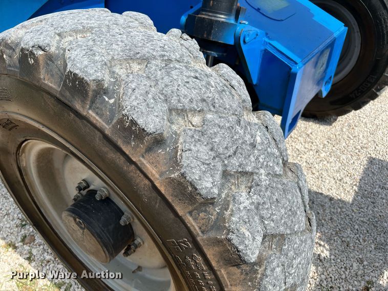 image for item DQ2115 2014 Genie GTH844  telehandler