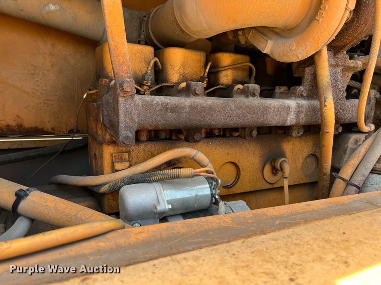 image for item DQ2116 1994 Broderson RT3002A  crane