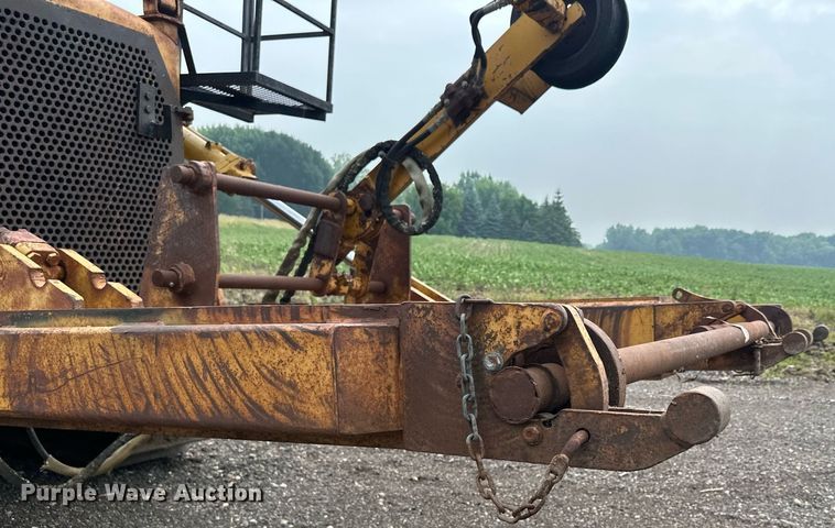 image for item DQ7333 1976 Caterpillar D8K  cable plow