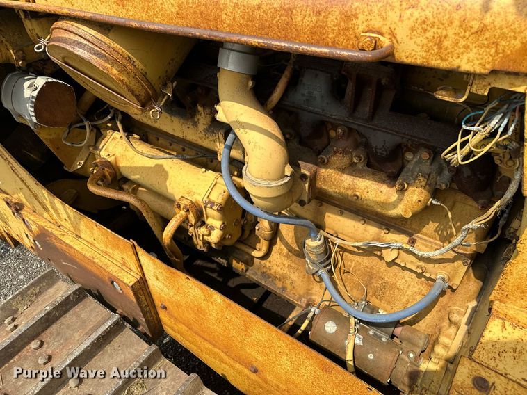 image for item DQ7333 1976 Caterpillar D8K  cable plow