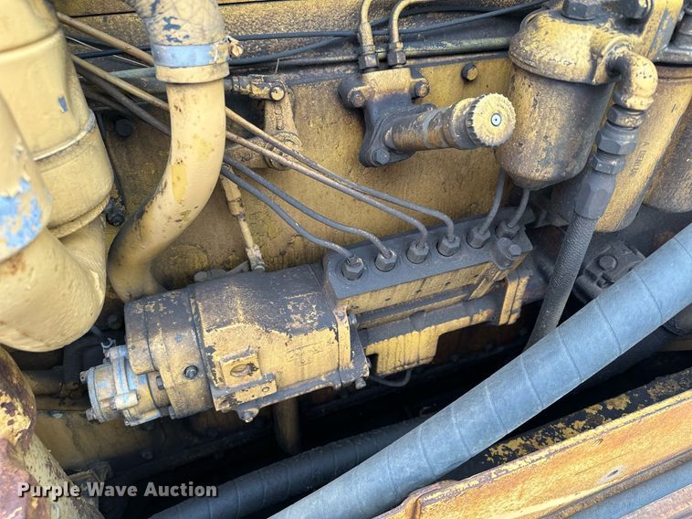 image for item DQ7333 1976 Caterpillar D8K  cable plow