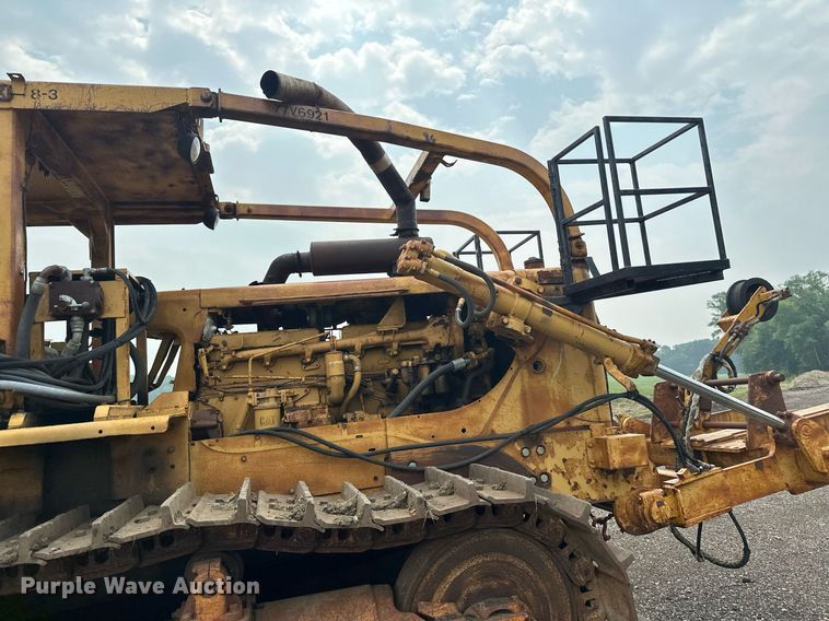 image for item DQ7333 1976 Caterpillar D8K  cable plow