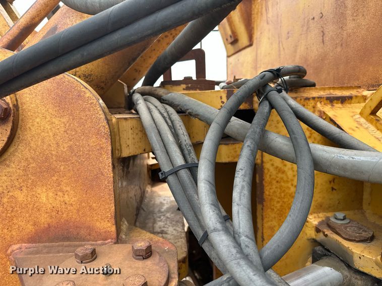 image for item DQ7333 1976 Caterpillar D8K  cable plow