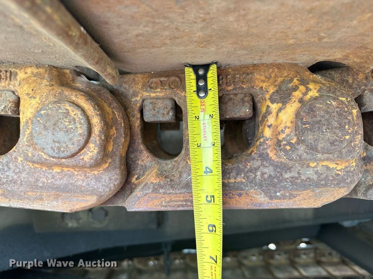 image for item DQ7333 1976 Caterpillar D8K  cable plow