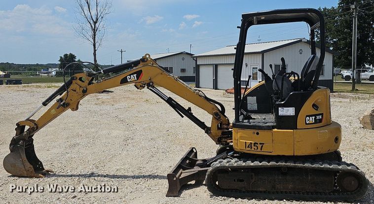 image for item DR3406 2015 Caterpillar 303E CR  mini excavator
