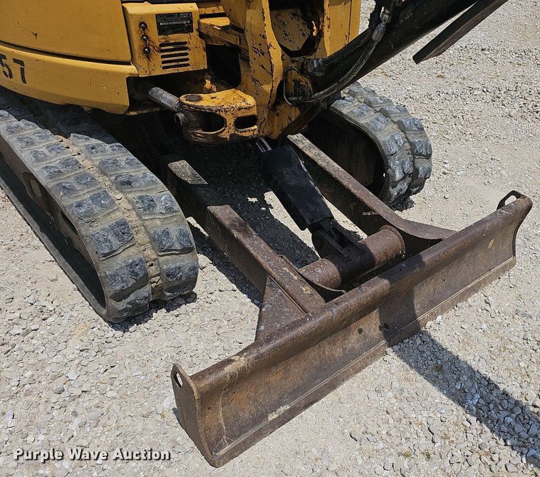 image for item DR3406 2015 Caterpillar 303E CR  mini excavator