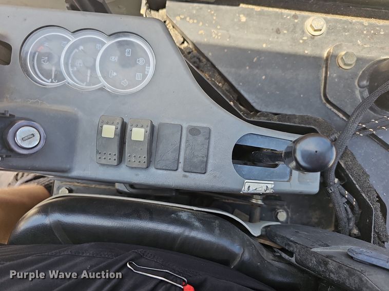 image for item DR3406 2015 Caterpillar 303E CR  mini excavator