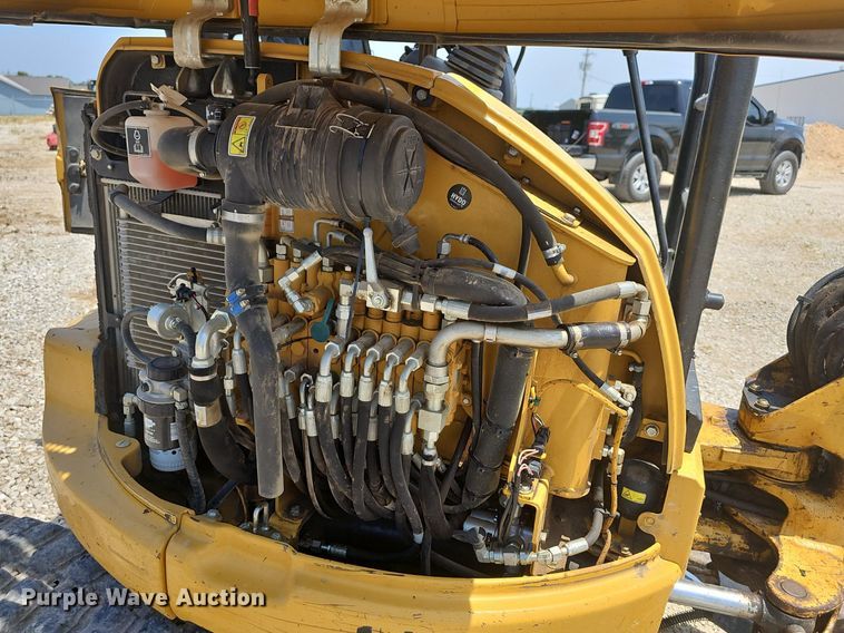 image for item DR3406 2015 Caterpillar 303E CR  mini excavator