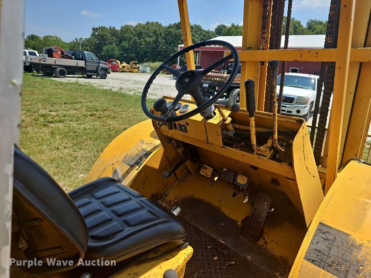 image for item DR3411 Dahmer  forklift