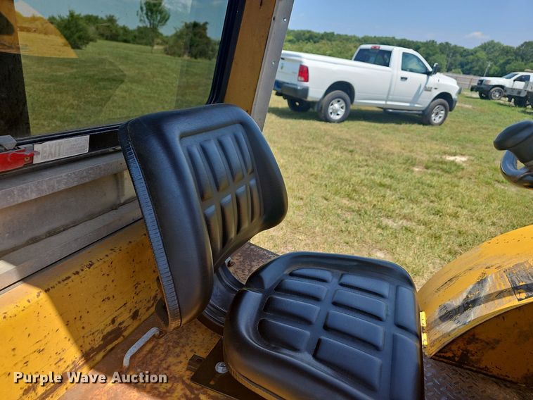 image for item DR3411 Dahmer  forklift