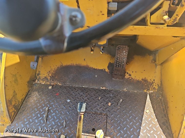 image for item DR3411 Dahmer  forklift