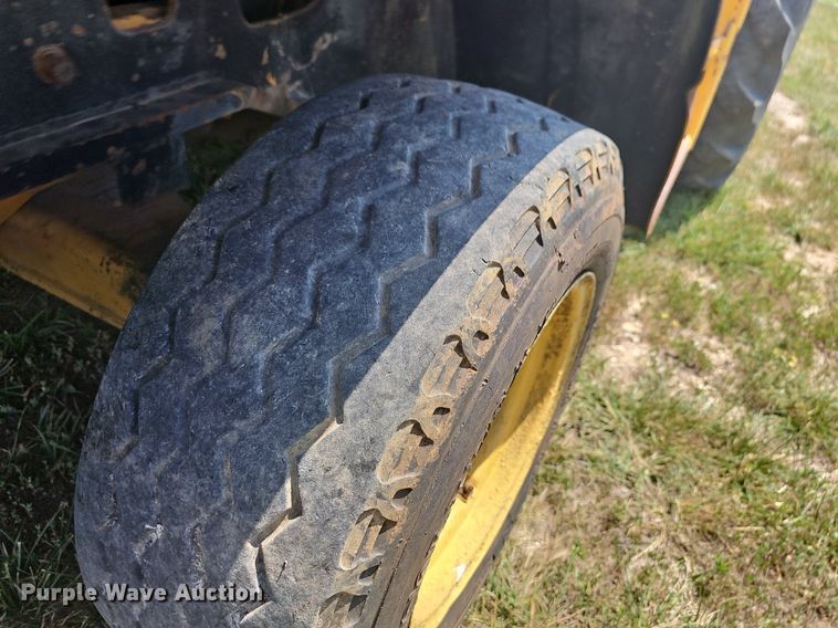 image for item DR3411 Dahmer  forklift