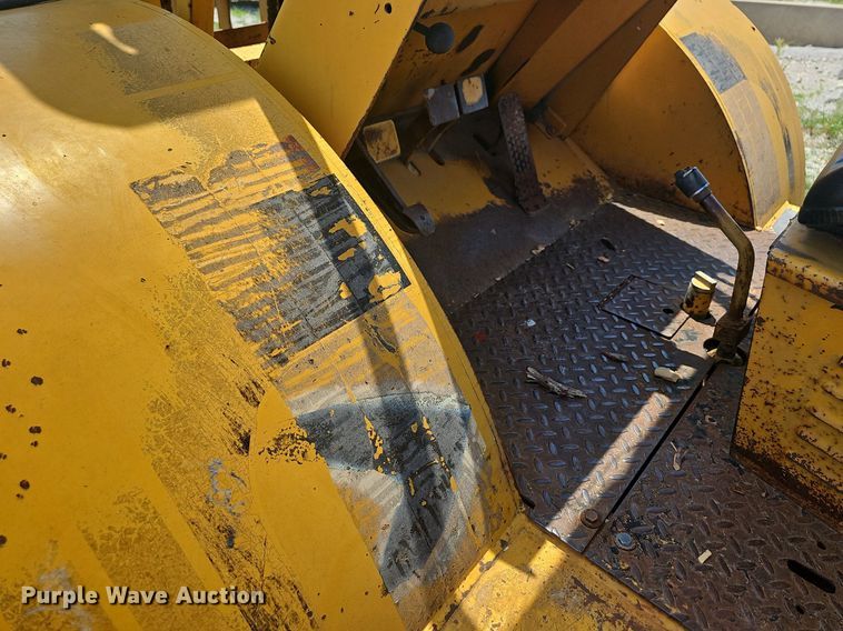 image for item DR3411 Dahmer  forklift