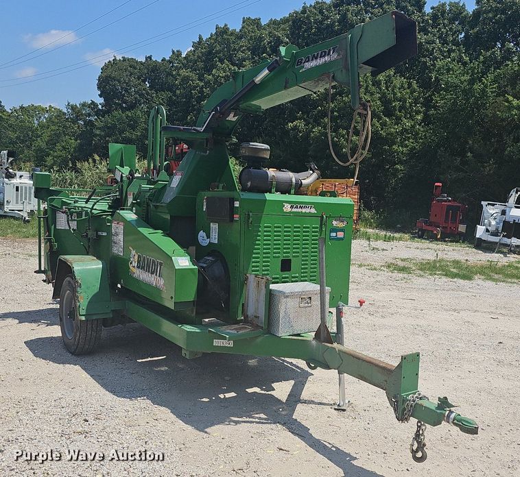 image for item DR3415 2013 Bandit 1590XP  wood chipper