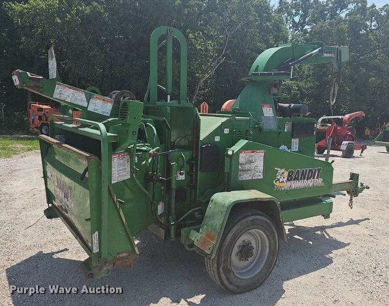 image for item DR3415 2013 Bandit 1590XP  wood chipper